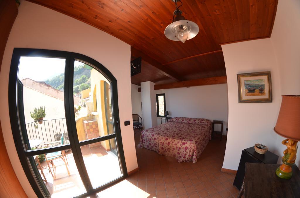 Le Piccole Grotte Bed & Breakfast Scilla Exterior photo