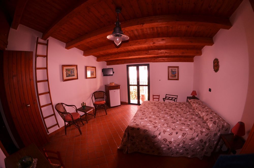 Le Piccole Grotte Bed & Breakfast Scilla Exterior photo