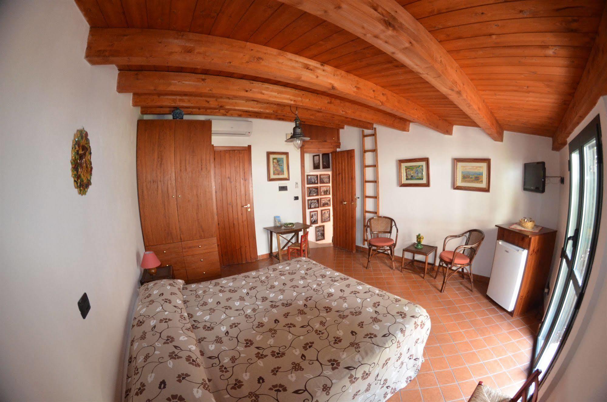 Le Piccole Grotte Bed & Breakfast Scilla Exterior photo
